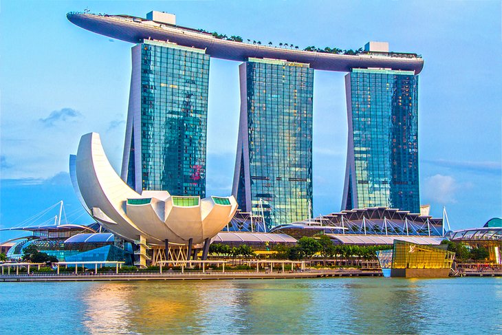 Singapore Itinerary 2025: Culture, Cuisine & Iconic Attractions
